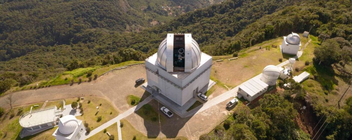 Observatório Pico dos Dias, localizado em Brasópolis, MG.