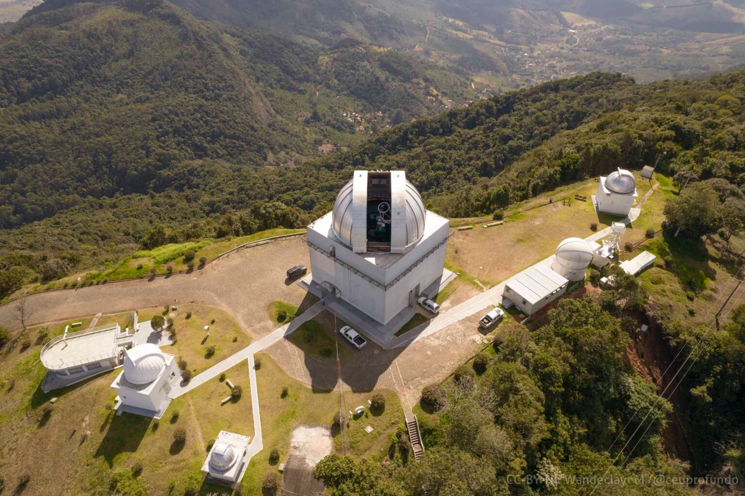 Observatório Pico dos Dias, localizado em Brasópolis, MG.